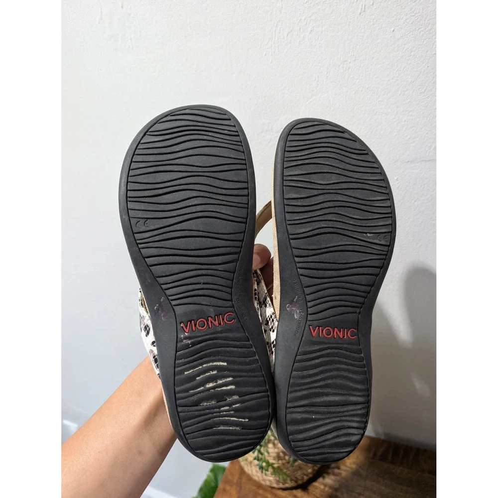 Vionic‎ Dillon Women's Sandal size 8